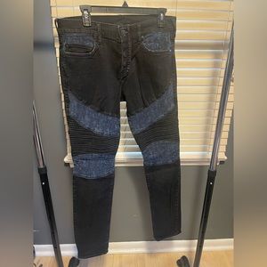 True Religion black-blue Jean size 32Men